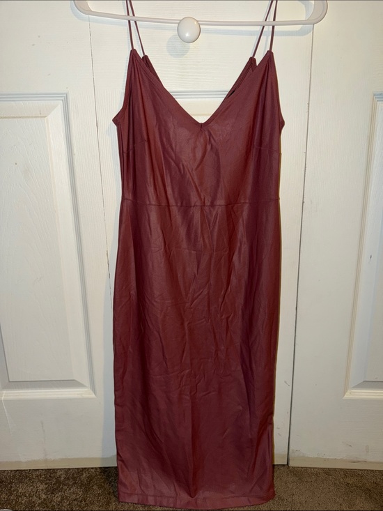 Forever 21 Dresses & Skirts - Forever 21 Mauve Slip Maxi Dress with Spaghetti Straps